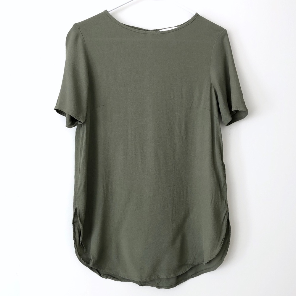 H&M Olive Green Blouse Short Sleeves
